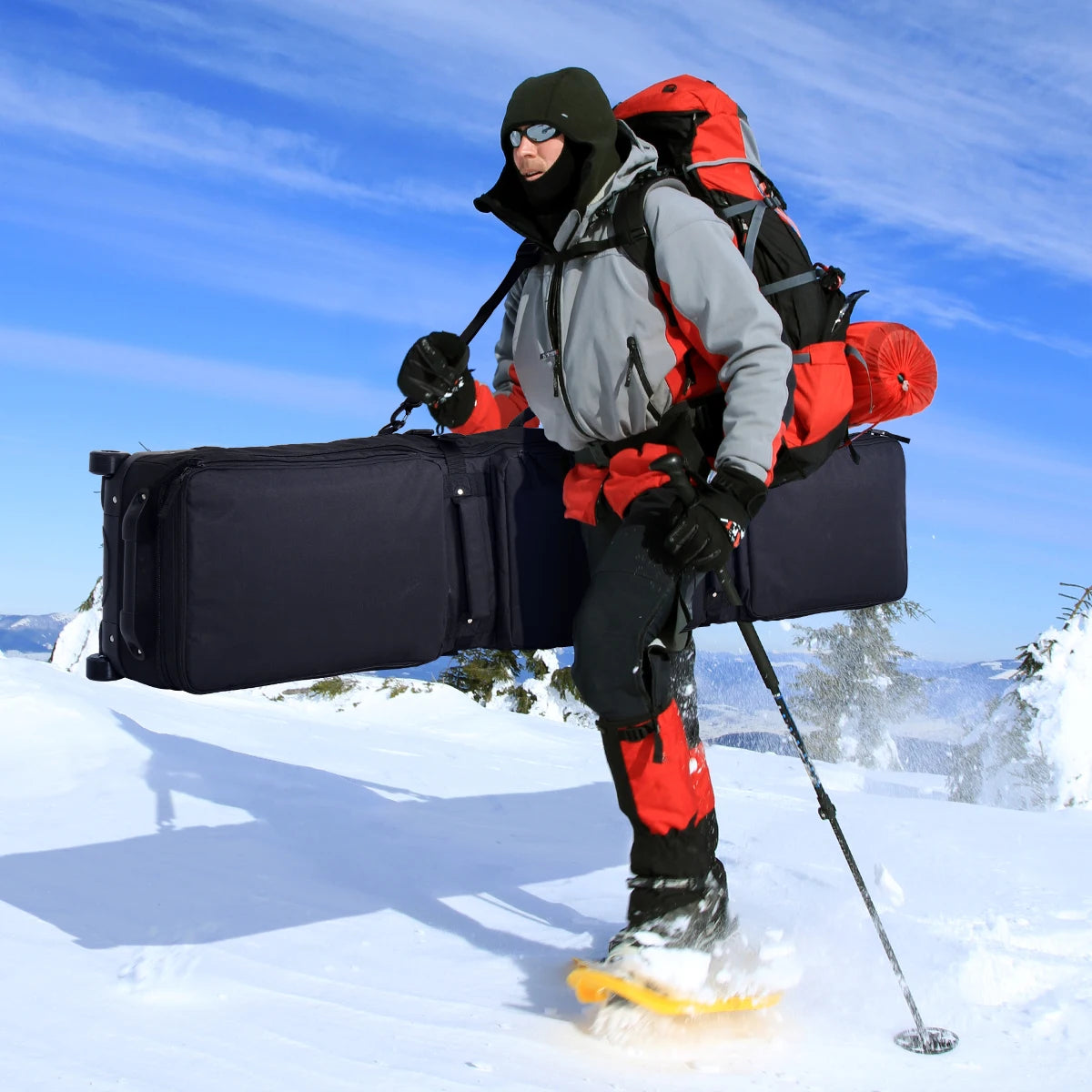 DASHINGNOAH Padded Waterproof Wheeled Snowboard Travel Bag