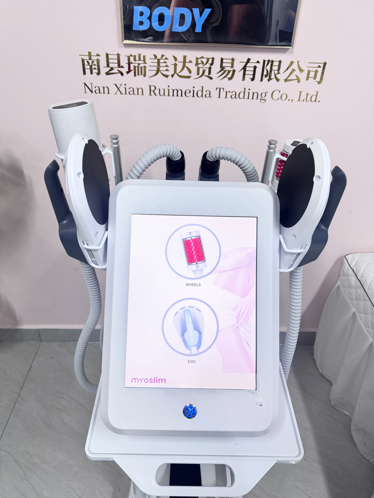 MYOSLIM Vacuum Roller Body Massage And Sculpting Machine